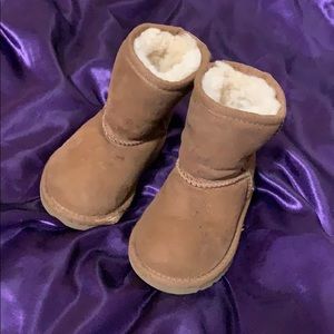 Infant uggs